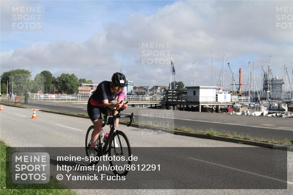 17.08.2025 - KN Förde Triathlon 2025 Yannick Fuchs http://msf.ph/oto/8612291 17.08.2025 09:22:22 Radfahren 126, 127, 198 meine-sportfotos.de