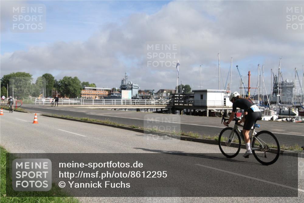 17.08.2025 - KN Förde Triathlon 2025 Yannick Fuchs http://msf.ph/oto/8612295 17.08.2025 09:22:43 Radfahren 128, 143, 150, 162 meine-sportfotos.de