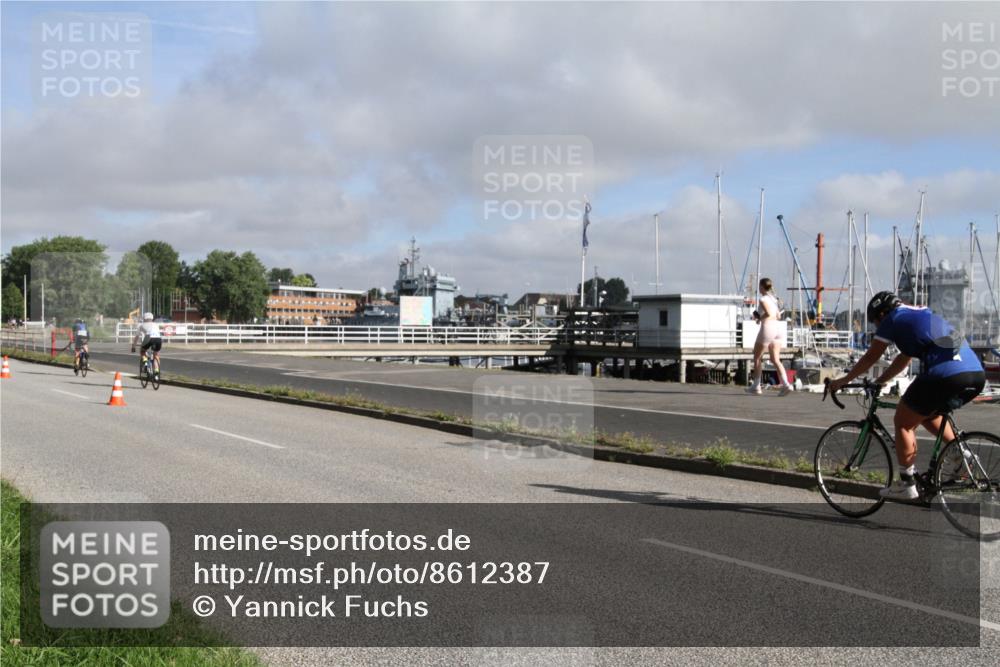 17.08.2025 - KN Förde Triathlon 2025 Yannick Fuchs http://msf.ph/oto/8612387 17.08.2025 09:28:04 Radfahren 108, 110, 121, 169, 179, 183, 186 meine-sportfotos.de