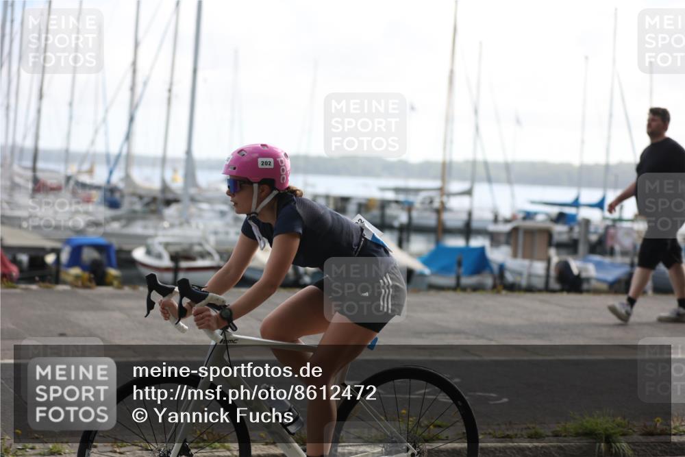17.08.2025 - KN Förde Triathlon 2025 Yannick Fuchs http://msf.ph/oto/8612472 17.08.2025 10:03:31 Radfahren 149, 183, 202, 213, 215, 221, 223, 242, 158, 183 meine-sportfotos.de