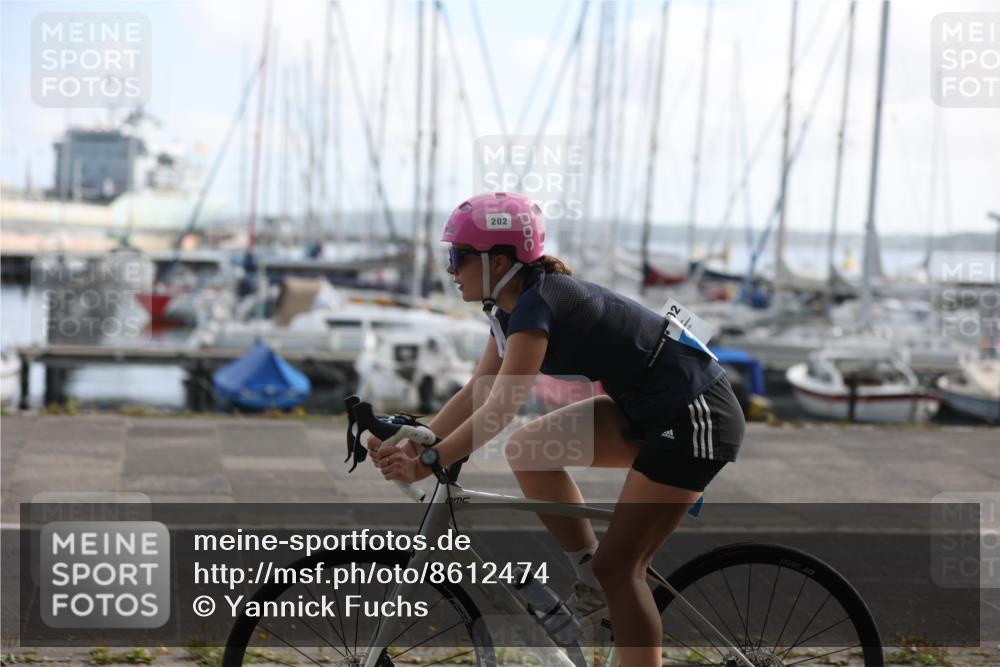 17.08.2025 - KN Förde Triathlon 2025 Yannick Fuchs http://msf.ph/oto/8612474 17.08.2025 10:03:31 Radfahren 149, 183, 202, 213, 215, 221, 223, 242, 158, 183 meine-sportfotos.de