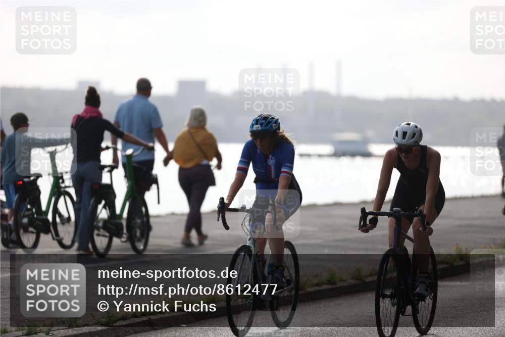 17.08.2025 - KN Förde Triathlon 2025 Yannick Fuchs http://msf.ph/oto/8612477 17.08.2025 10:03:33 Radfahren 149, 172, 213, 215, 221, 242, 254, 158, 183, 202, 223 meine-sportfotos.de