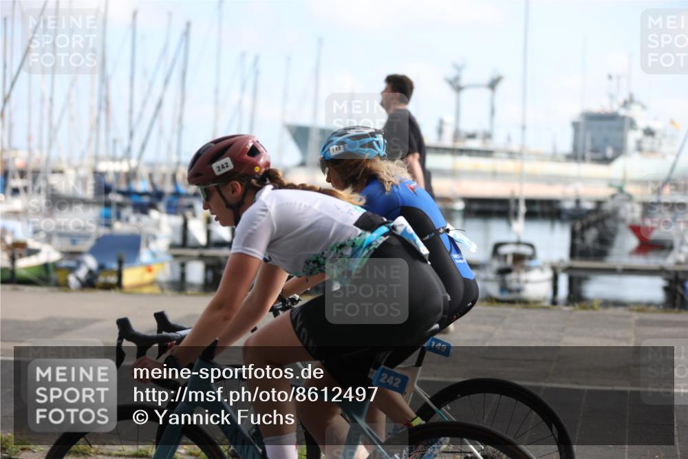 17.08.2025 - KN Förde Triathlon 2025 Yannick Fuchs http://msf.ph/oto/8612497 17.08.2025 10:03:36 Radfahren 149, 160, 172, 213, 215, 221, 242, 254, 183, 202, 213, 223 meine-sportfotos.de