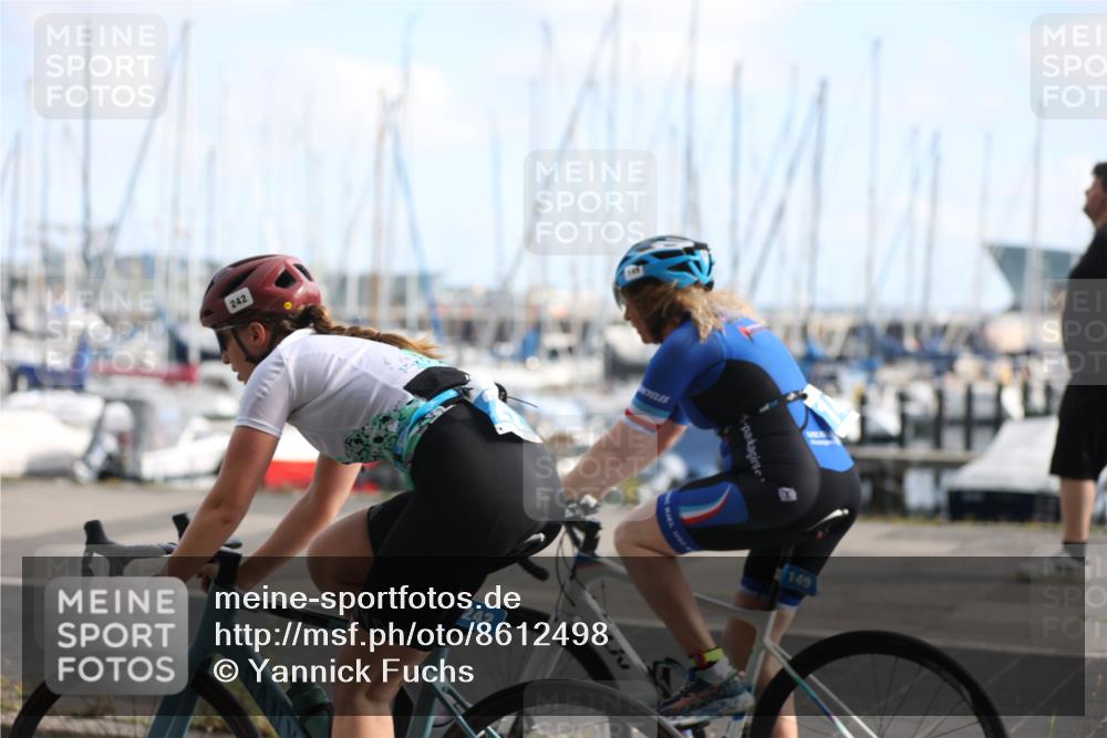17.08.2025 - KN Förde Triathlon 2025 Yannick Fuchs http://msf.ph/oto/8612498 17.08.2025 10:03:37 Radfahren 149, 160, 172, 207, 215, 221, 242, 254, 183, 202, 213, 215, 223 meine-sportfotos.de
