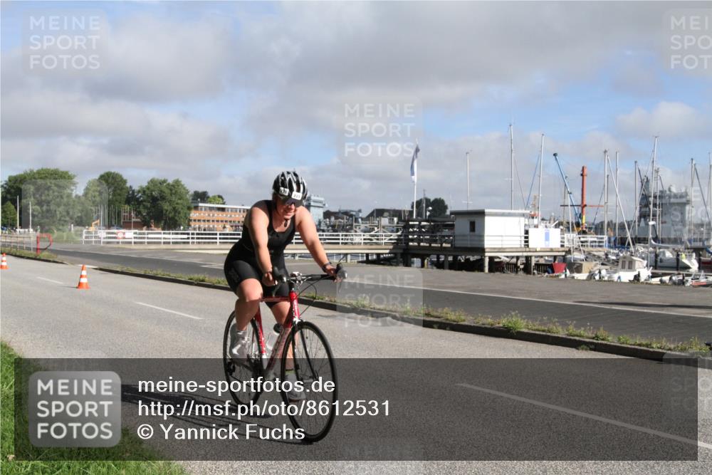 17.08.2025 - KN Förde Triathlon 2025 Yannick Fuchs http://msf.ph/oto/8612531 17.08.2025 09:30:58 Radfahren 111, 197, 208, 212, 223 meine-sportfotos.de