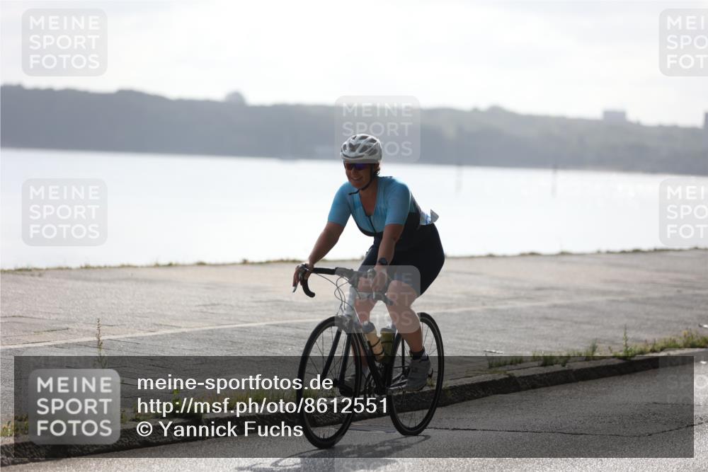 17.08.2025 - KN Förde Triathlon 2025 Yannick Fuchs http://msf.ph/oto/8612551 17.08.2025 10:04:11 Radfahren 111, 196, 211, 218, 224, 234 meine-sportfotos.de