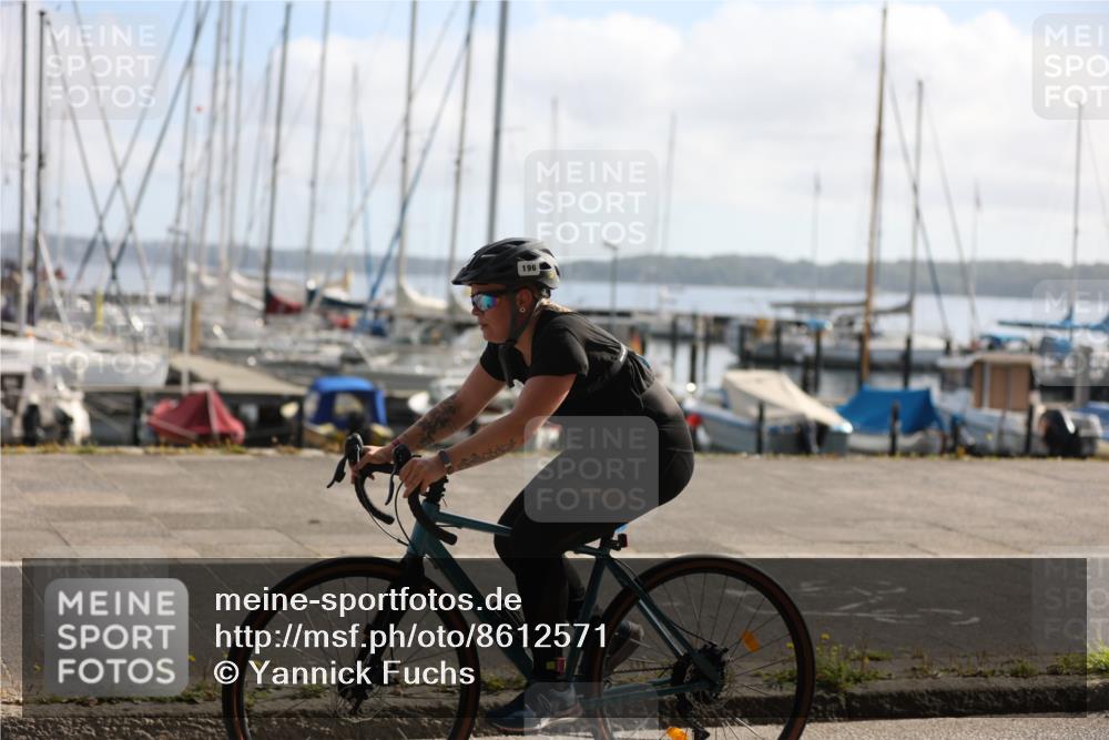 17.08.2025 - KN Förde Triathlon 2025 Yannick Fuchs http://msf.ph/oto/8612571 17.08.2025 10:04:17 Radfahren 196, 111, 211, 218, 224, 234 meine-sportfotos.de