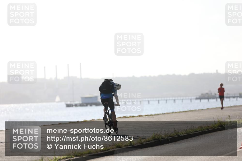 17.08.2025 - KN Förde Triathlon 2025 Yannick Fuchs http://msf.ph/oto/8612583 17.08.2025 09:09:44 Radfahren  meine-sportfotos.de