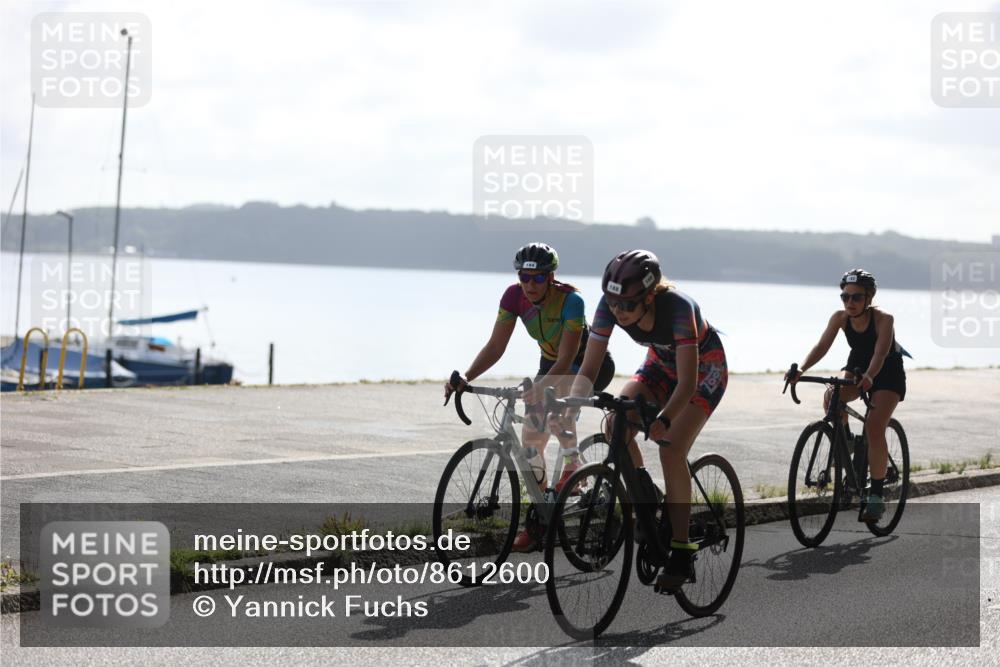 17.08.2025 - KN Förde Triathlon 2025 Yannick Fuchs http://msf.ph/oto/8612600 17.08.2025 10:04:30 Radfahren 176, 182, 184, 188 meine-sportfotos.de