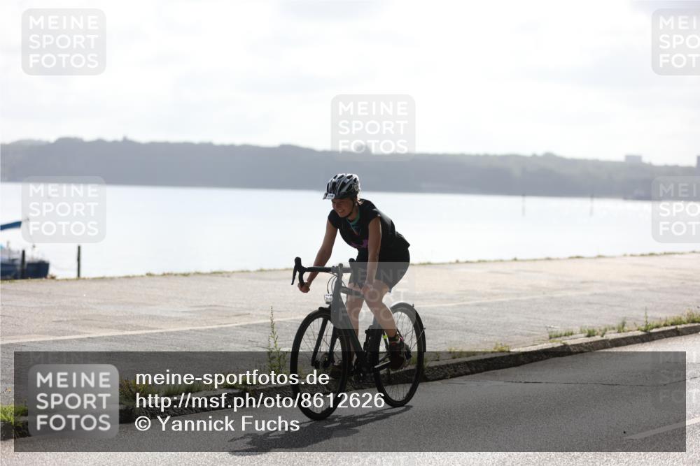 17.08.2025 - KN Förde Triathlon 2025 Yannick Fuchs http://msf.ph/oto/8612626 17.08.2025 10:04:38 Radfahren 170, 176, 182, 184, 188 meine-sportfotos.de