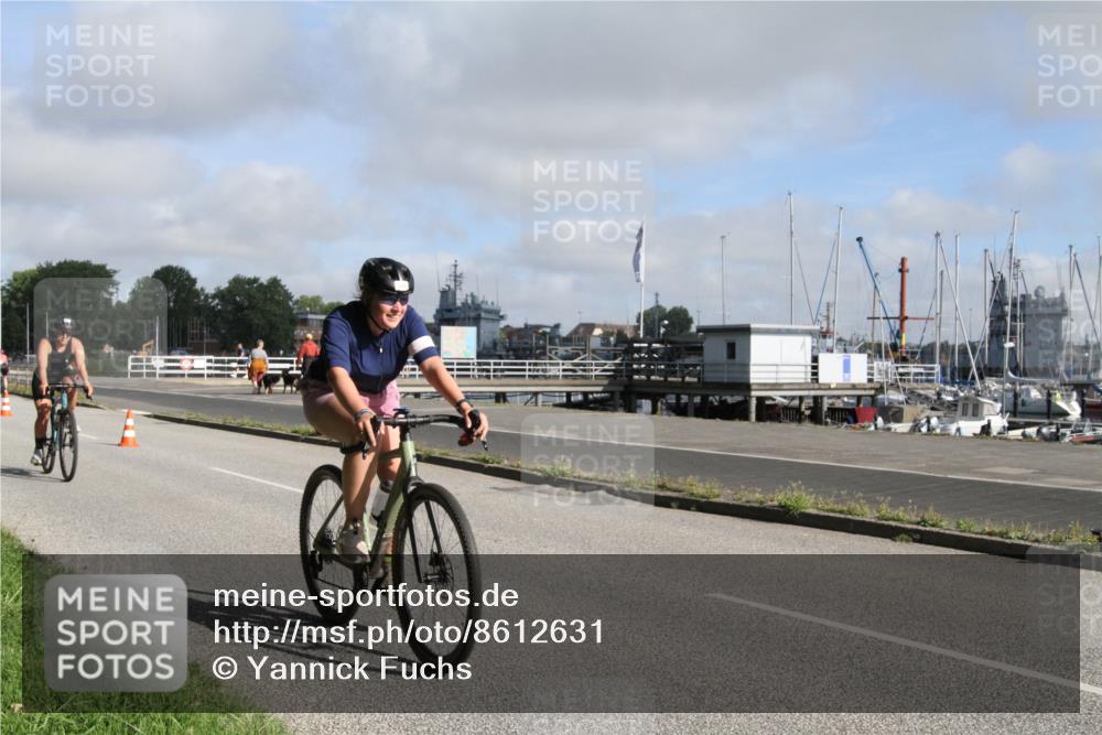 17.08.2025 - KN Förde Triathlon 2025 Yannick Fuchs http://msf.ph/oto/8612631 17.08.2025 09:32:22 Radfahren 195, 201, 225 meine-sportfotos.de