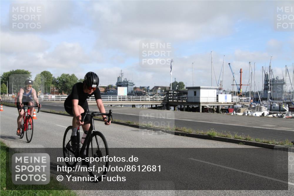 17.08.2025 - KN Förde Triathlon 2025 Yannick Fuchs http://msf.ph/oto/8612681 17.08.2025 09:32:49 Radfahren 111, 126, 152, 208, 216, 221, 243 meine-sportfotos.de