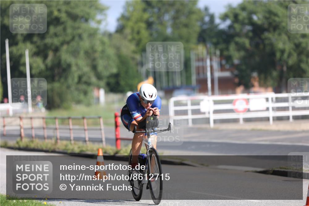 17.08.2025 - KN Förde Triathlon 2025 Yannick Fuchs http://msf.ph/oto/8612715 17.08.2025 09:14:59 Radfahren 104 meine-sportfotos.de