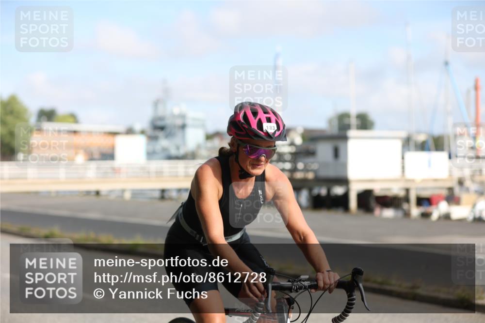 17.08.2025 - KN Förde Triathlon 2025 Yannick Fuchs http://msf.ph/oto/8612728 17.08.2025 10:05:27 Radfahren 183, 202, 169, 202, 215, 223, 242 meine-sportfotos.de