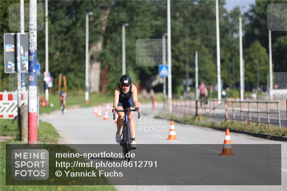 17.08.2025 - KN Förde Triathlon 2025 Yannick Fuchs http://msf.ph/oto/8612791 17.08.2025 09:16:13 Radfahren 115, 252 meine-sportfotos.de