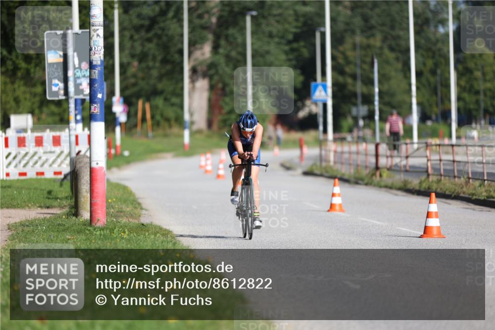 17.08.2025 - KN Förde Triathlon 2025 Yannick Fuchs http://msf.ph/oto/8612822 17.08.2025 09:16:20 Radfahren 103, 115, 252 meine-sportfotos.de
