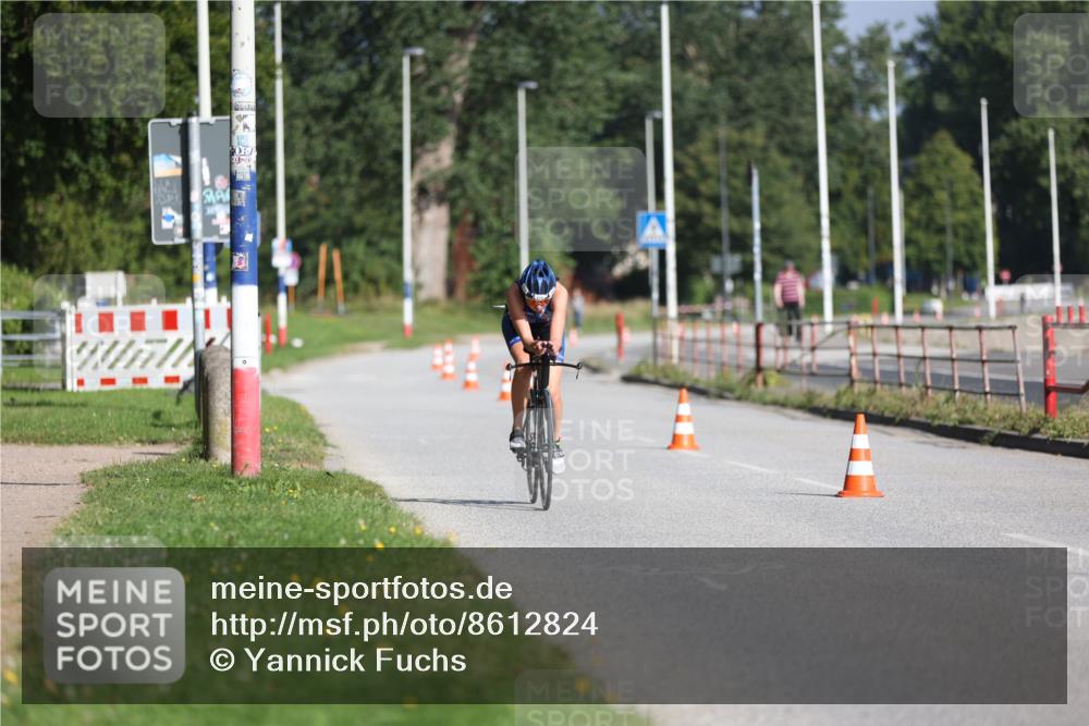 17.08.2025 - KN Förde Triathlon 2025 Yannick Fuchs http://msf.ph/oto/8612824 17.08.2025 09:16:20 Radfahren 103, 115, 252 meine-sportfotos.de