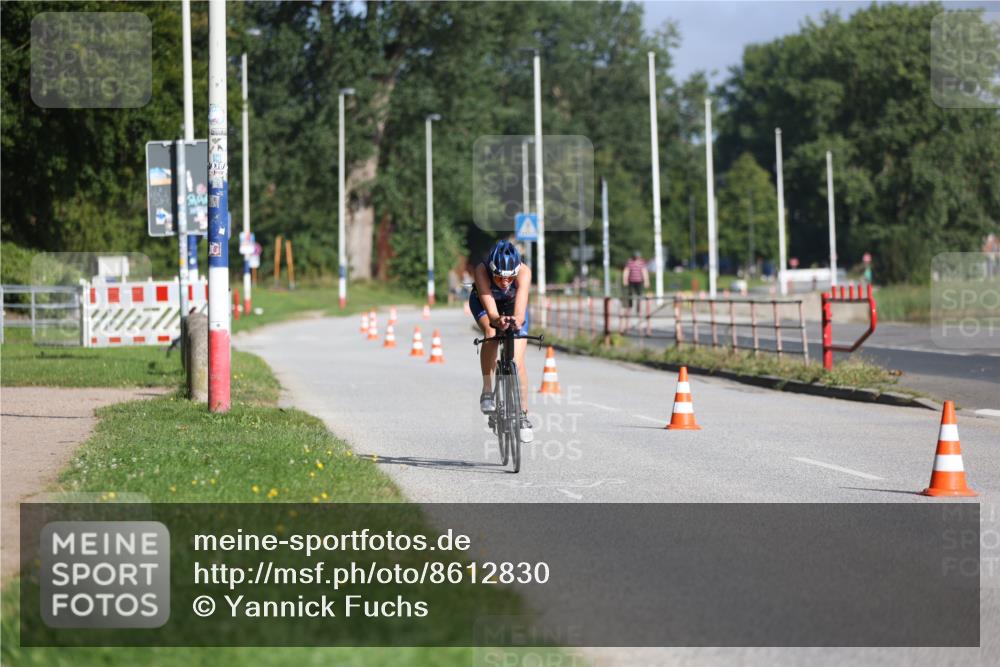 17.08.2025 - KN Förde Triathlon 2025 Yannick Fuchs http://msf.ph/oto/8612830 17.08.2025 09:16:21 Radfahren 103, 115, 252 meine-sportfotos.de