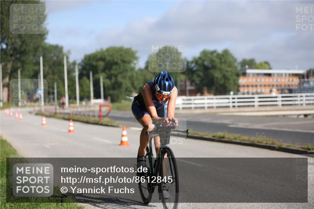 17.08.2025 - KN Förde Triathlon 2025 Yannick Fuchs http://msf.ph/oto/8612845 17.08.2025 09:16:23 Radfahren 103, 115, 253, 252 meine-sportfotos.de