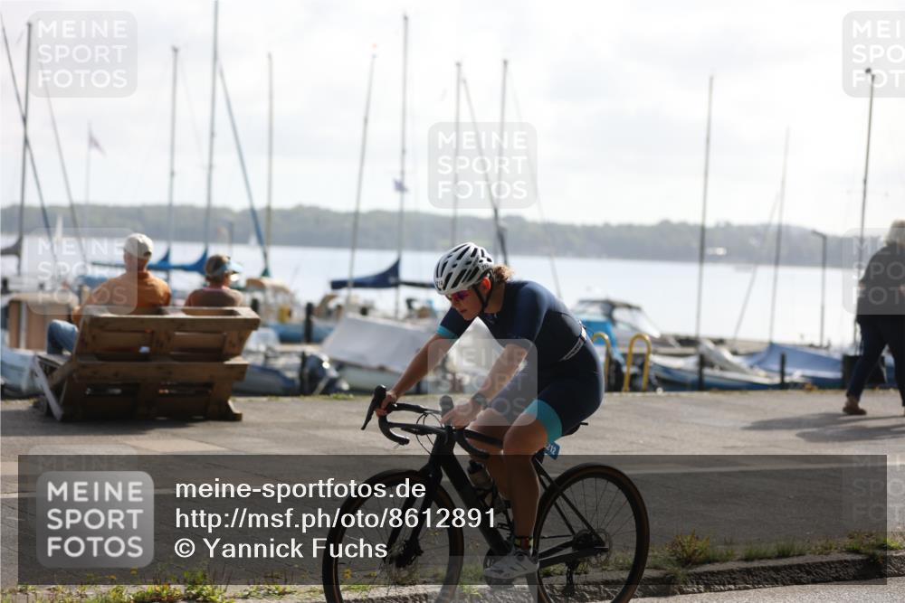 17.08.2025 - KN Förde Triathlon 2025 Yannick Fuchs http://msf.ph/oto/8612891 17.08.2025 10:06:35 Radfahren 170, 182, 212, 184 meine-sportfotos.de
