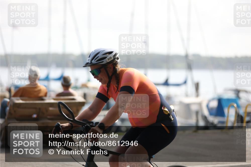 17.08.2025 - KN Förde Triathlon 2025 Yannick Fuchs http://msf.ph/oto/8612946 17.08.2025 10:07:37 Radfahren 195, 201, 235, 243 meine-sportfotos.de