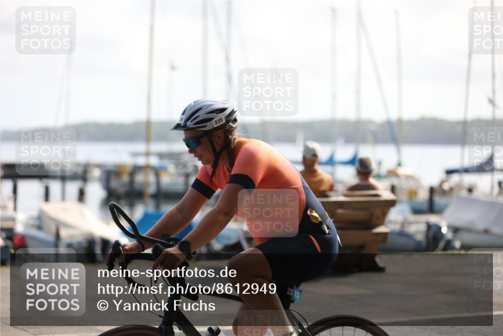 17.08.2025 - KN Förde Triathlon 2025 Yannick Fuchs http://msf.ph/oto/8612949 17.08.2025 10:07:37 Radfahren 195, 201, 235, 243 meine-sportfotos.de