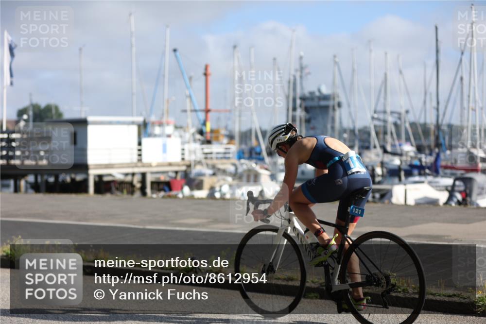 17.08.2025 - KN Förde Triathlon 2025 Yannick Fuchs http://msf.ph/oto/8612954 17.08.2025 09:16:48 Radfahren 121, 105, 121 meine-sportfotos.de