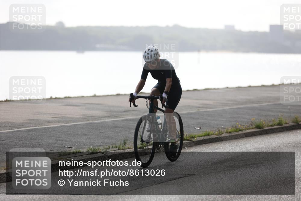 17.08.2025 - KN Förde Triathlon 2025 Yannick Fuchs http://msf.ph/oto/8613026 17.08.2025 10:08:30 Radfahren 190, 199, 212, 199, 230 meine-sportfotos.de