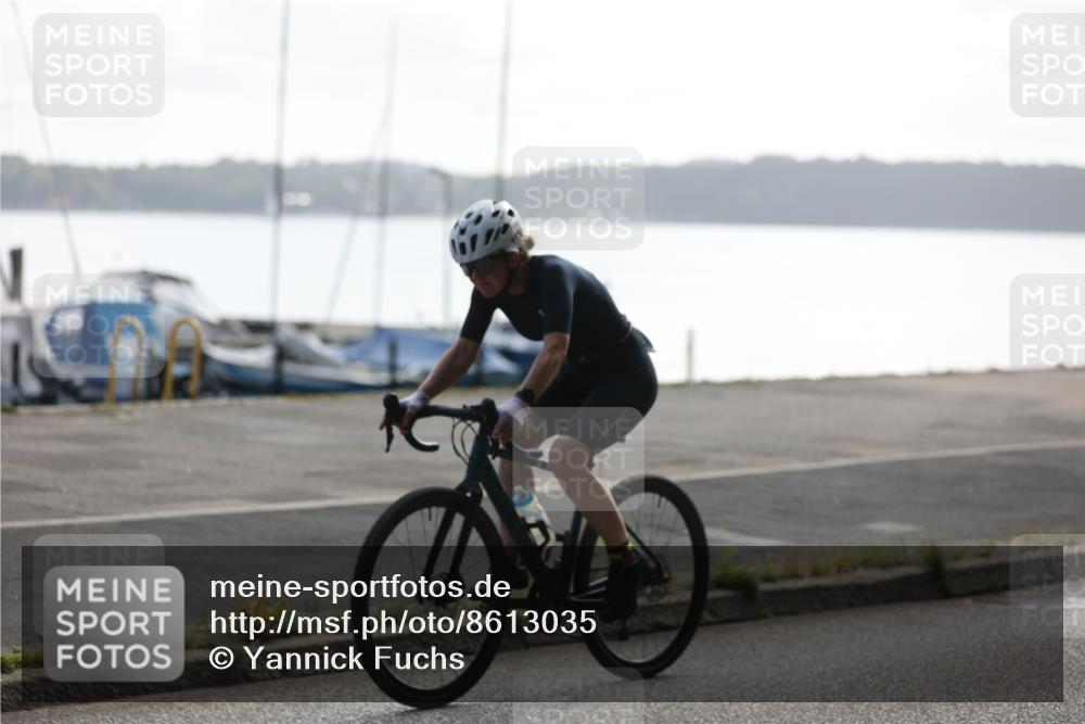 17.08.2025 - KN Förde Triathlon 2025 Yannick Fuchs http://msf.ph/oto/8613035 17.08.2025 10:08:31 Radfahren 190, 212, 199, 230 meine-sportfotos.de