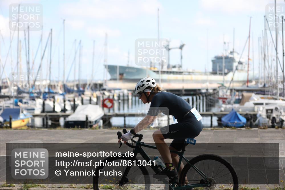 17.08.2025 - KN Förde Triathlon 2025 Yannick Fuchs http://msf.ph/oto/8613041 17.08.2025 10:08:33 Radfahren 190, 212, 199 meine-sportfotos.de