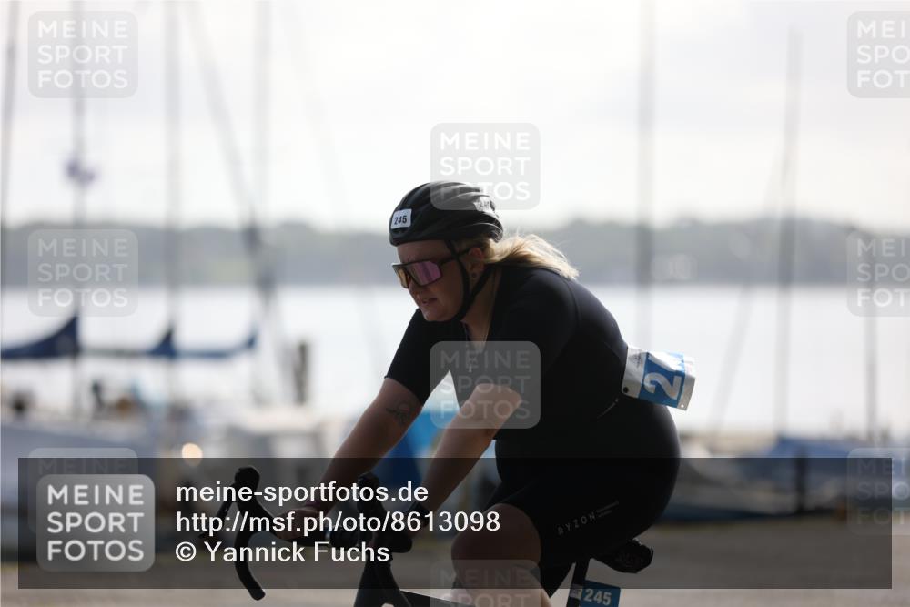 17.08.2025 - KN Förde Triathlon 2025 Yannick Fuchs http://msf.ph/oto/8613098 17.08.2025 10:10:00 Radfahren 245 meine-sportfotos.de