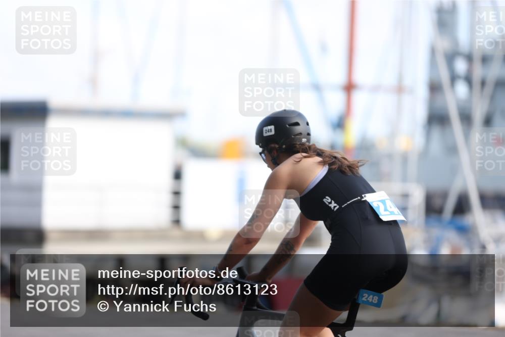 17.08.2025 - KN Förde Triathlon 2025 Yannick Fuchs http://msf.ph/oto/8613123 17.08.2025 10:11:48 Radfahren 171, 248 meine-sportfotos.de