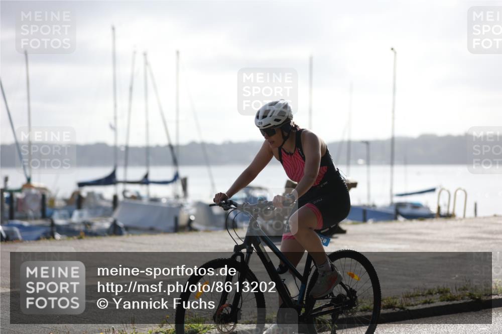 17.08.2025 - KN Förde Triathlon 2025 Yannick Fuchs http://msf.ph/oto/8613202 17.08.2025 09:18:29 Radfahren 117, 120, 157, 121 meine-sportfotos.de