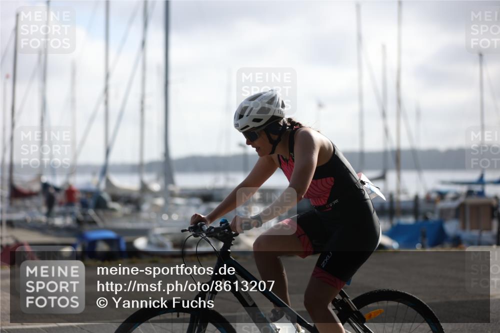 17.08.2025 - KN Förde Triathlon 2025 Yannick Fuchs http://msf.ph/oto/8613207 17.08.2025 09:18:30 Radfahren 117, 120, 157, 121 meine-sportfotos.de