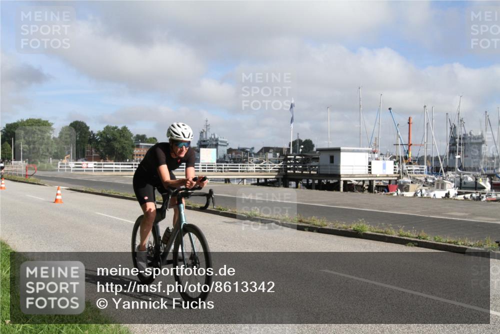 17.08.2025 - KN Förde Triathlon 2025 Yannick Fuchs http://msf.ph/oto/8613342 17.08.2025 09:41:36 Radfahren 126, 136, 198, 210, 216 meine-sportfotos.de