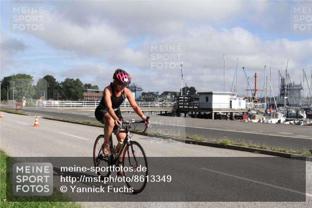 17.08.2025 - KN Förde Triathlon 2025 Yannick Fuchs http://msf.ph/oto/8613349 17.08.2025 09:41:52 Radfahren 183, 244 meine-sportfotos.de