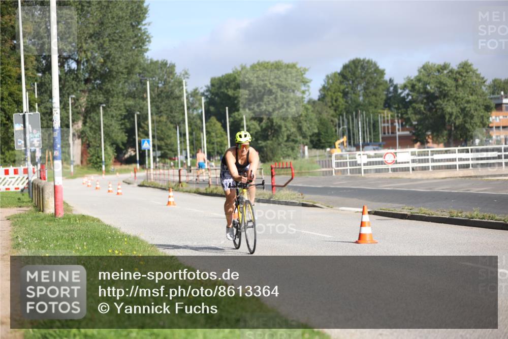 17.08.2025 - KN Förde Triathlon 2025 Yannick Fuchs http://msf.ph/oto/8613364 17.08.2025 09:19:56 Radfahren 107, 119 meine-sportfotos.de