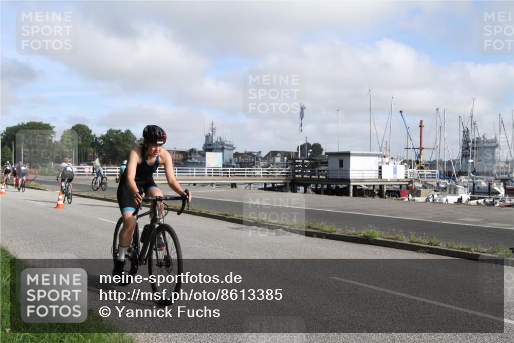 17.08.2025 - KN Förde Triathlon 2025 Yannick Fuchs http://msf.ph/oto/8613385 17.08.2025 09:42:14 Radfahren 111, 125, 127, 148, 174, 186, 202, 205, 208, 215, 218, 219, 242 meine-sportfotos.de