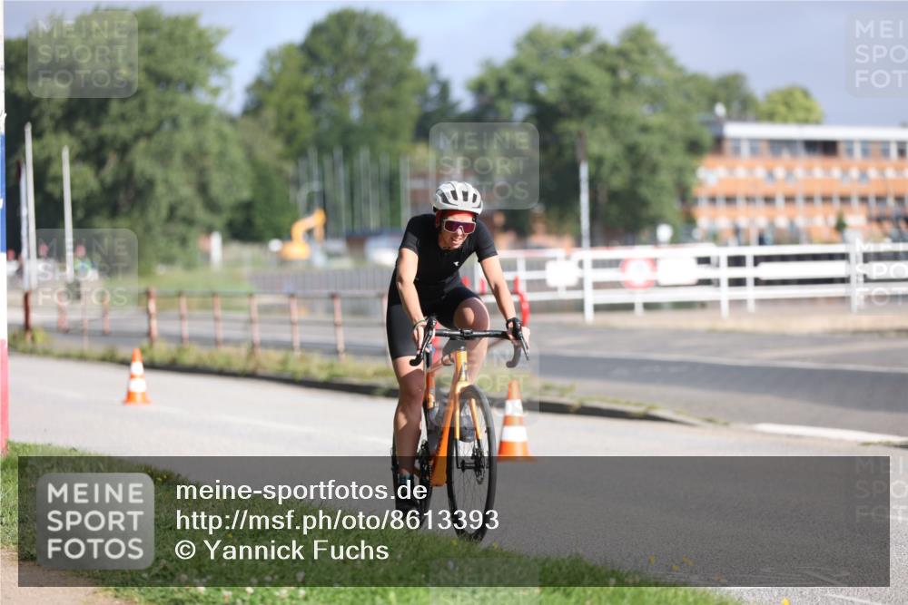 17.08.2025 - KN Förde Triathlon 2025 Yannick Fuchs http://msf.ph/oto/8613393 17.08.2025 09:20:21 Radfahren 117, 125, 126, 157, 198 meine-sportfotos.de