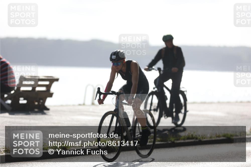 17.08.2025 - KN Förde Triathlon 2025 Yannick Fuchs http://msf.ph/oto/8613417 17.08.2025 09:20:31 Radfahren 120, 126, 127, 198, 117, 125 meine-sportfotos.de