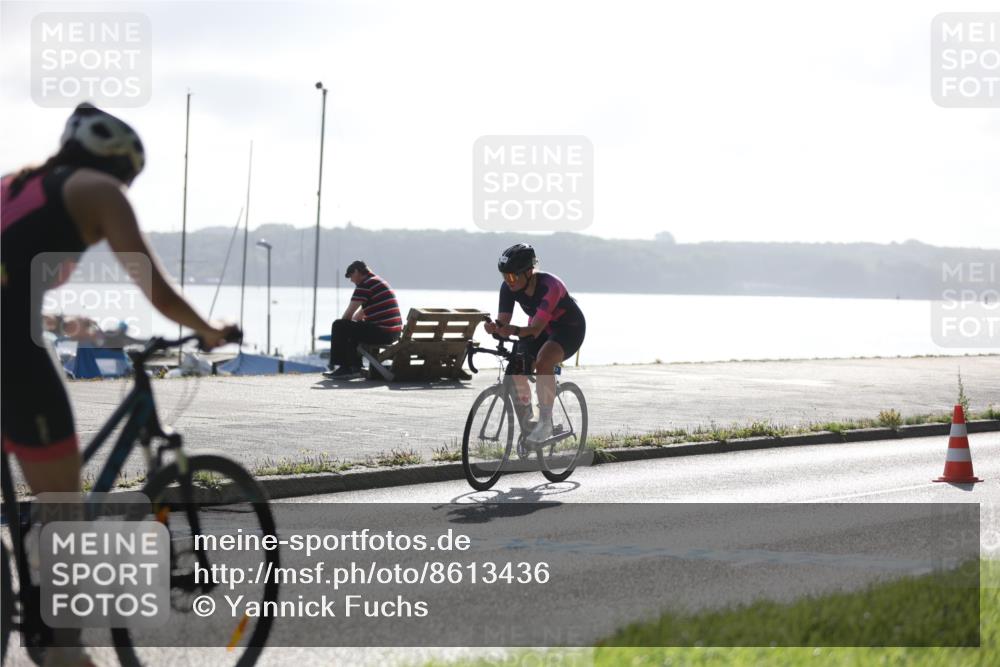17.08.2025 - KN Förde Triathlon 2025 Yannick Fuchs http://msf.ph/oto/8613436 17.08.2025 09:20:34 Radfahren 120, 127, 126, 198 meine-sportfotos.de