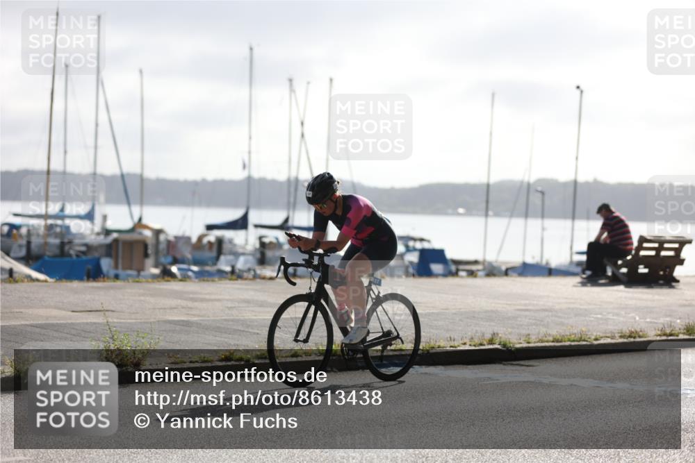17.08.2025 - KN Förde Triathlon 2025 Yannick Fuchs http://msf.ph/oto/8613438 17.08.2025 09:20:34 Radfahren 120, 127, 126, 198 meine-sportfotos.de