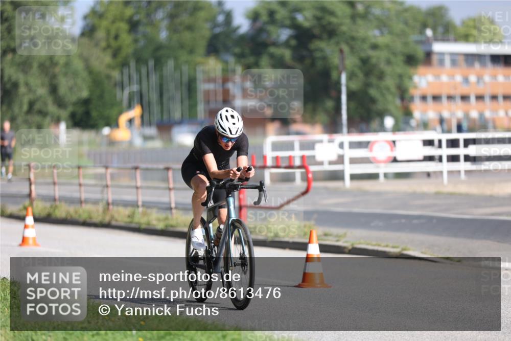 17.08.2025 - KN Förde Triathlon 2025 Yannick Fuchs http://msf.ph/oto/8613476 17.08.2025 09:21:05 Radfahren 136 meine-sportfotos.de
