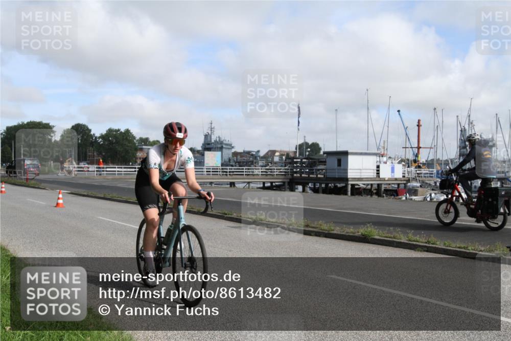 17.08.2025 - KN Förde Triathlon 2025 Yannick Fuchs http://msf.ph/oto/8613482 17.08.2025 09:43:56 Radfahren 111, 127, 145, 146, 148, 208, 215, 218, 242, 244 meine-sportfotos.de