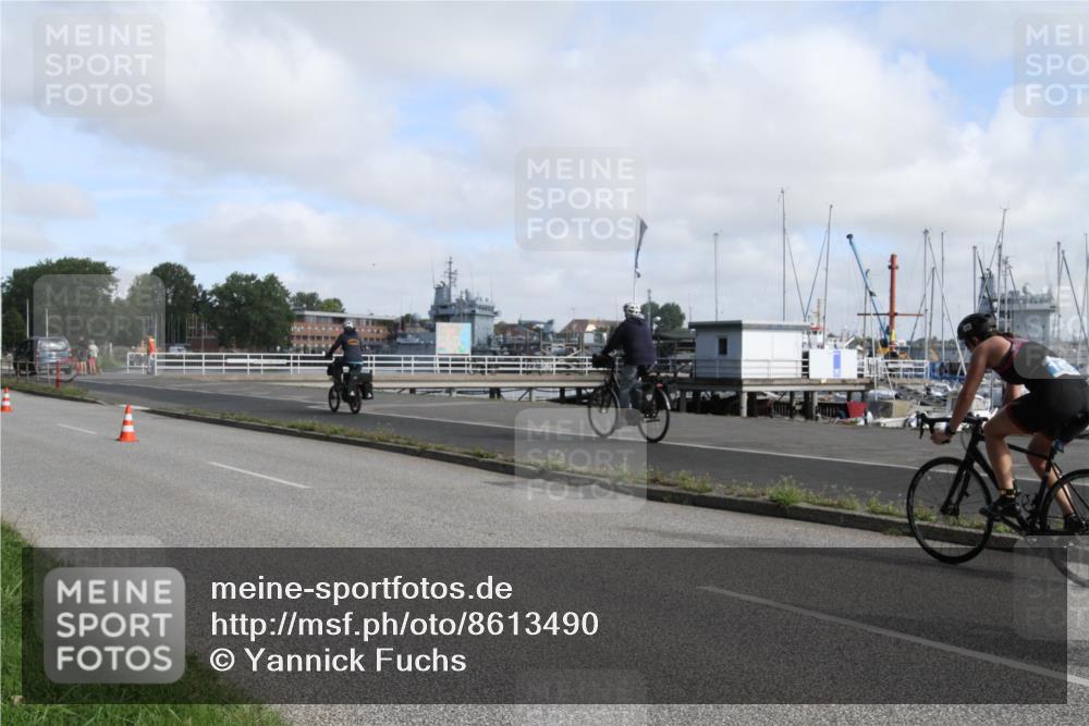 17.08.2025 - KN Förde Triathlon 2025 Yannick Fuchs http://msf.ph/oto/8613490 17.08.2025 09:44:01 Radfahren 111, 122, 127, 145, 146, 147, 148, 151, 162, 208, 215, 218, 242 meine-sportfotos.de