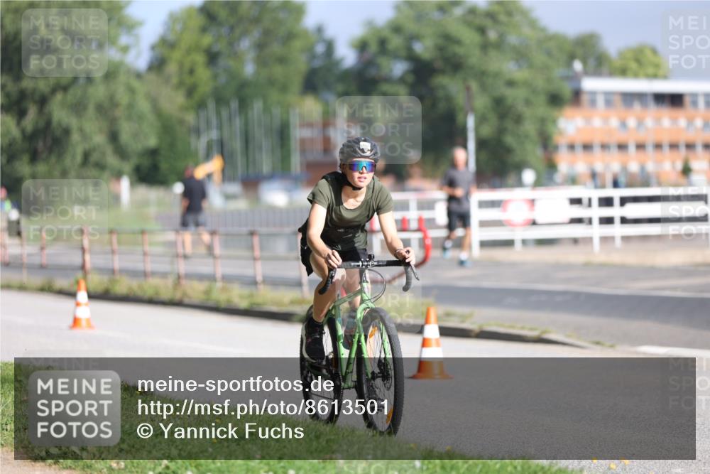 17.08.2025 - KN Förde Triathlon 2025 Yannick Fuchs http://msf.ph/oto/8613501 17.08.2025 09:21:15 Radfahren 102, 136 meine-sportfotos.de