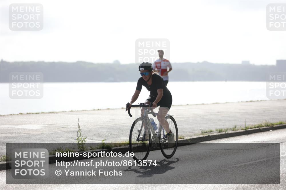 17.08.2025 - KN Förde Triathlon 2025 Yannick Fuchs http://msf.ph/oto/8613574 17.08.2025 09:21:59 Radfahren 142, 147, 151, 152 meine-sportfotos.de