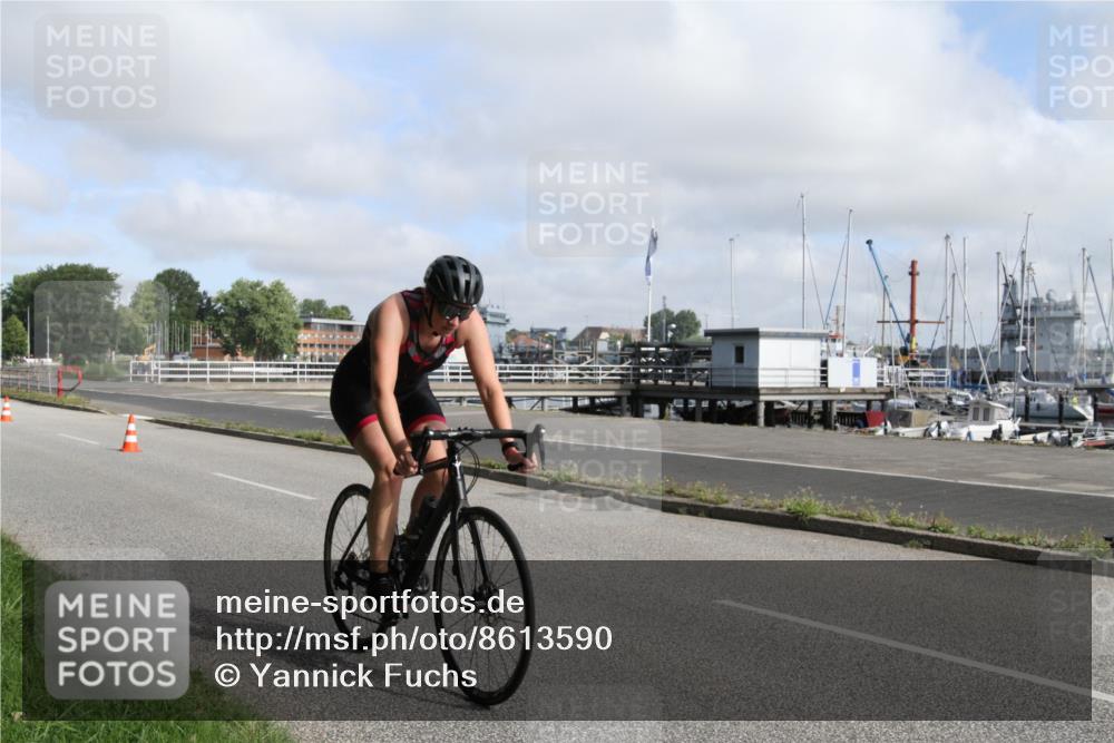17.08.2025 - KN Förde Triathlon 2025 Yannick Fuchs http://msf.ph/oto/8613590 17.08.2025 09:45:44 Radfahren 145, 146, 151 meine-sportfotos.de