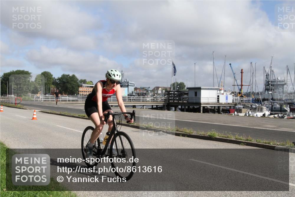 17.08.2025 - KN Förde Triathlon 2025 Yannick Fuchs http://msf.ph/oto/8613616 17.08.2025 09:46:17 Radfahren 121, 168, 171, 213 meine-sportfotos.de