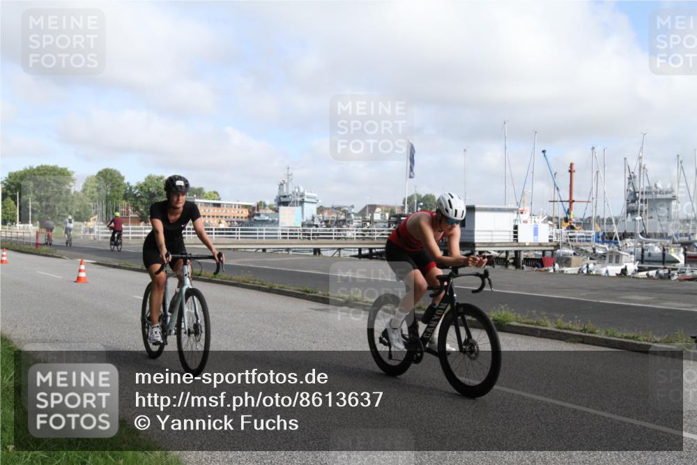 17.08.2025 - KN Förde Triathlon 2025 Yannick Fuchs http://msf.ph/oto/8613637 17.08.2025 09:46:36 Radfahren 101, 120, 225, 246 meine-sportfotos.de